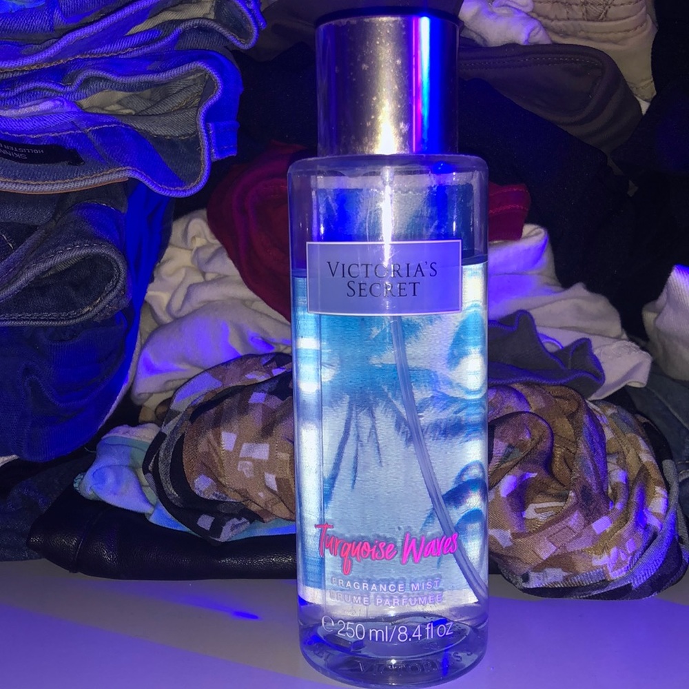 Victoria secret turquoise aqua waves
